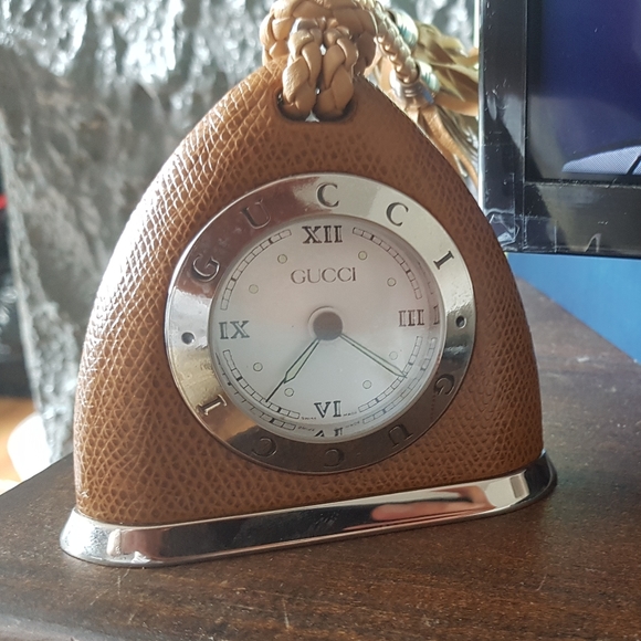 GUCCI Desk/Alarm Clock - Picture 2 of 4
